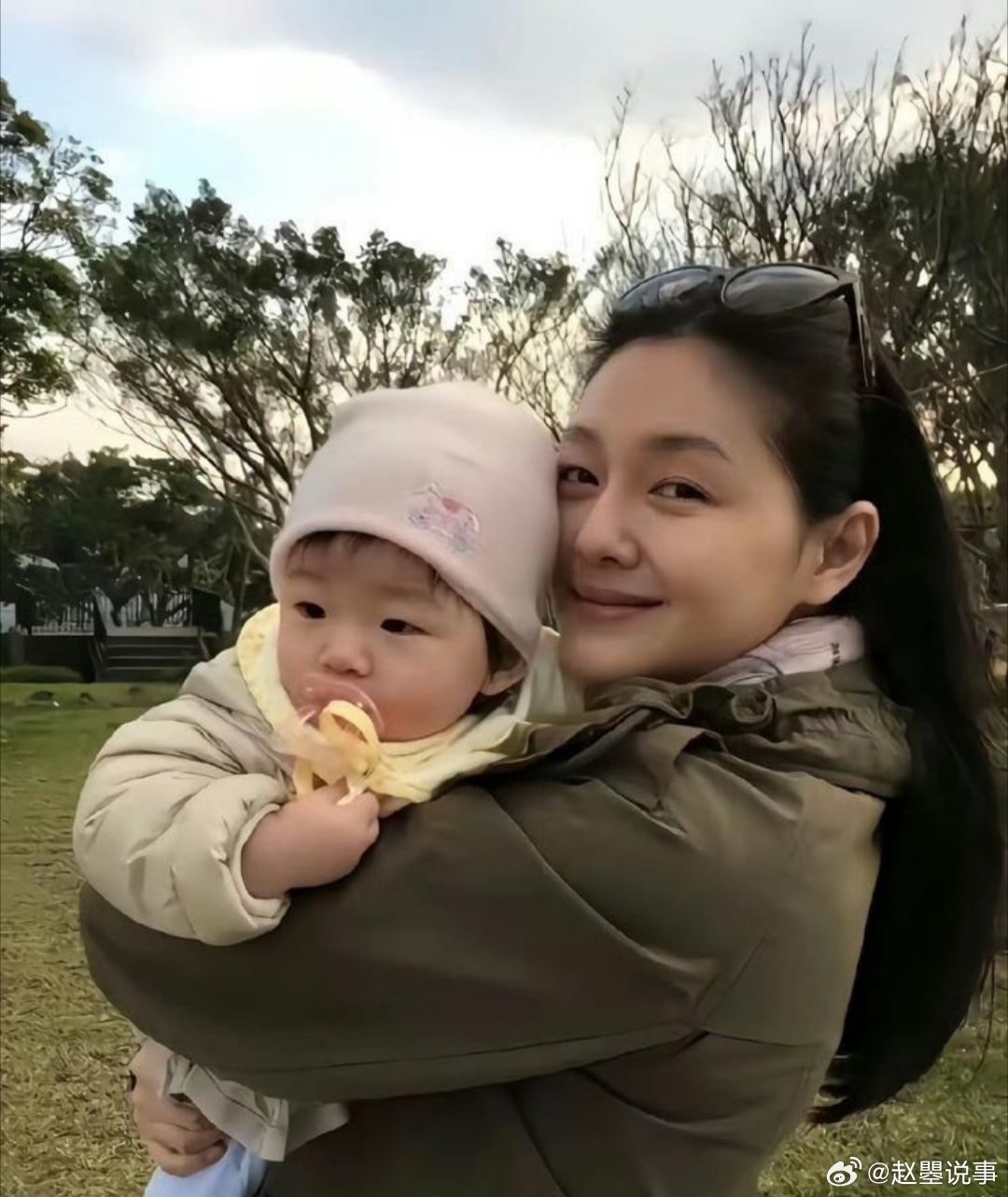 翻出大S以前写的书，现在再看，真的有点讽刺。当年她为了要孩子，说是破戒吃了肉，从