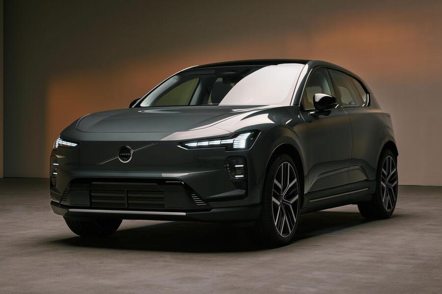 沃尔沃EX60，纯电车，续航有499km、515km、644km三种，设计挺有新