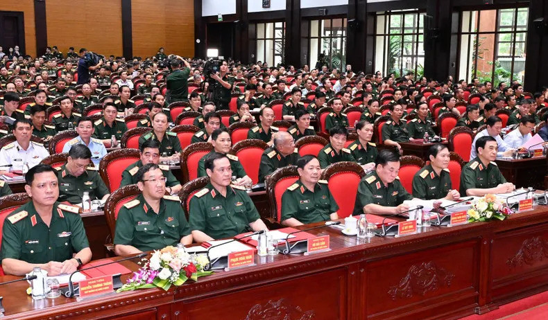 苏林没去开会，越南政坛有啥事？哇塞！苏林竟然没去参加那么