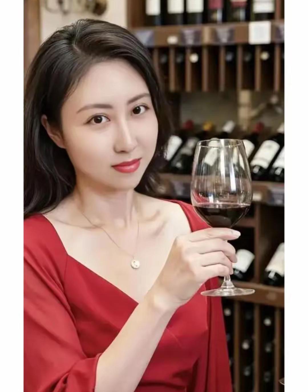 西北大学你怕什么？西北大学启动对贾浅浅的论文调查已整整过去二十天了，至今也没有