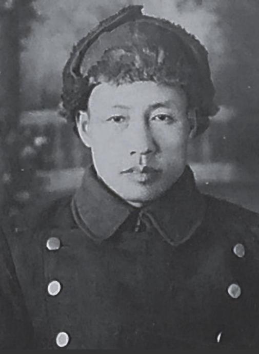 1940年，吴富善将军缴获了鬼子的一匹洋马，骑着它指挥突围时，没想到鬼子的军马训