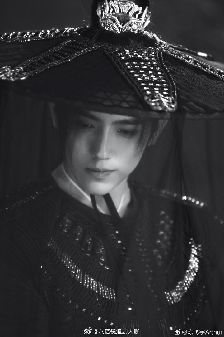 陈飞宇白日提灯演技太夯了陈飞宇在电视剧《白日提灯》的演技也太牛了叭，陈飞宇饰演的