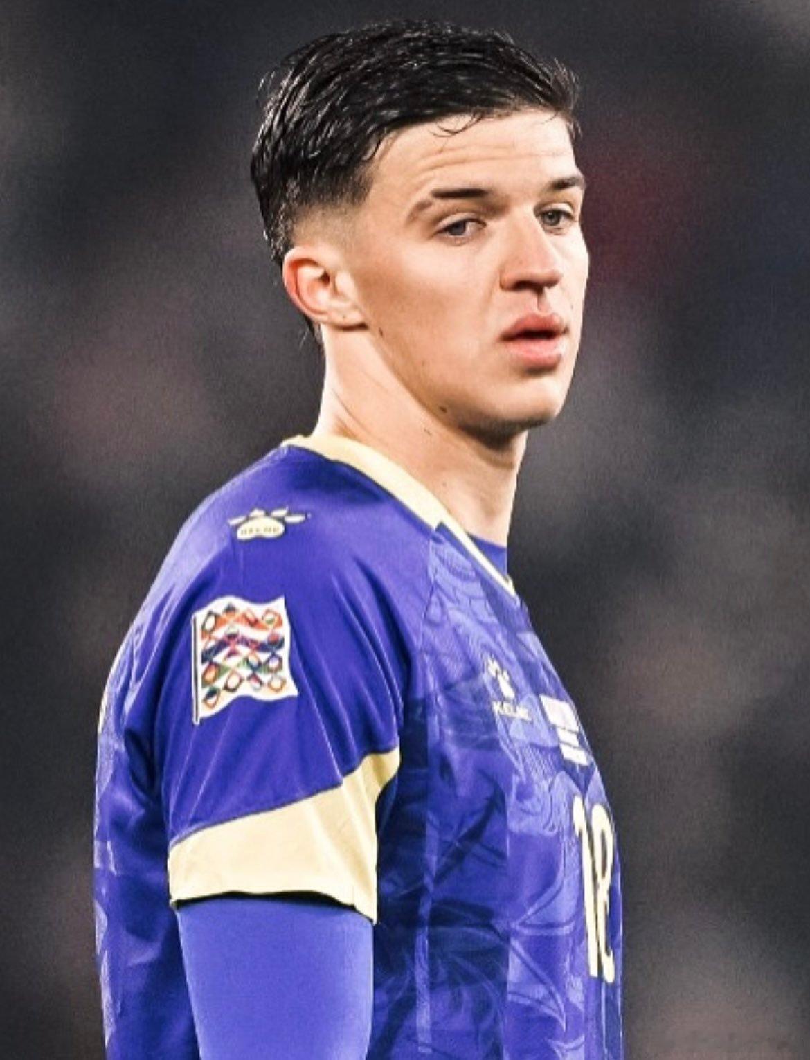 米兰体育报：尤文图斯正在认真考虑将穆哈雷莫维奇带回俱乐部的可能性，尤文图斯拥有穆