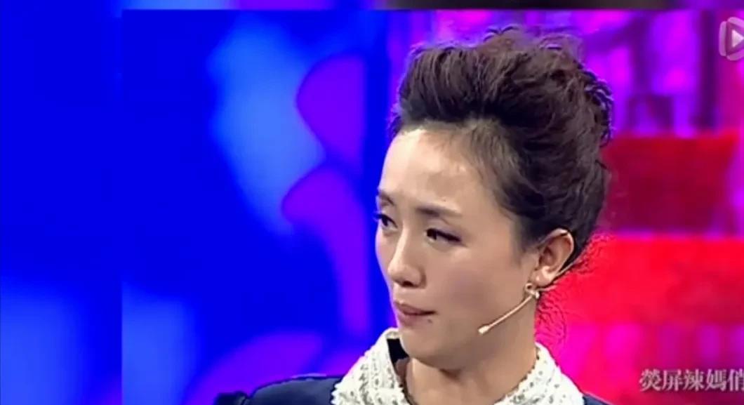 演员朱媛媛说：“有次辛柏青和朋友出去吃饭，其中有一个就是演《还珠格格》中演萧剑的