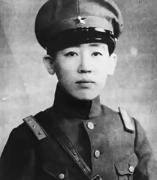 1945年，“东方魔头”川岛芳子被军统抓获，用尽酷刑，守口如瓶，直到戴笠