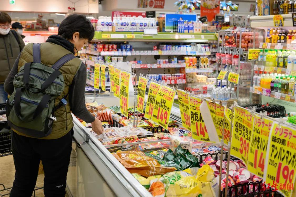 炸了！日本恩格尔系数创46年新高，发达国家居然越活越回去了？日本总务省今天