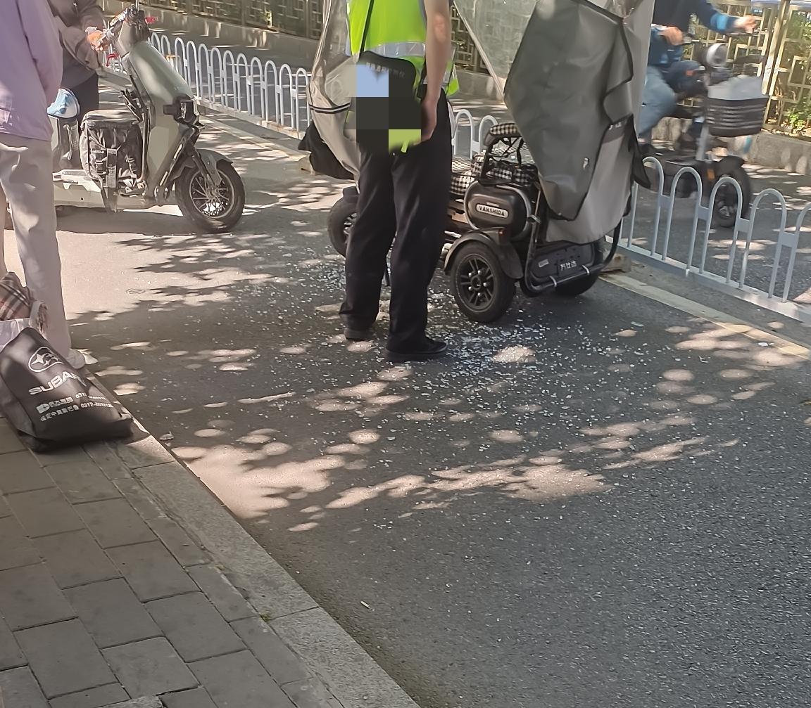 坐标，保定恒祥北大街与复兴路交叉口附近非机动车道时间，2026年5月29日上午