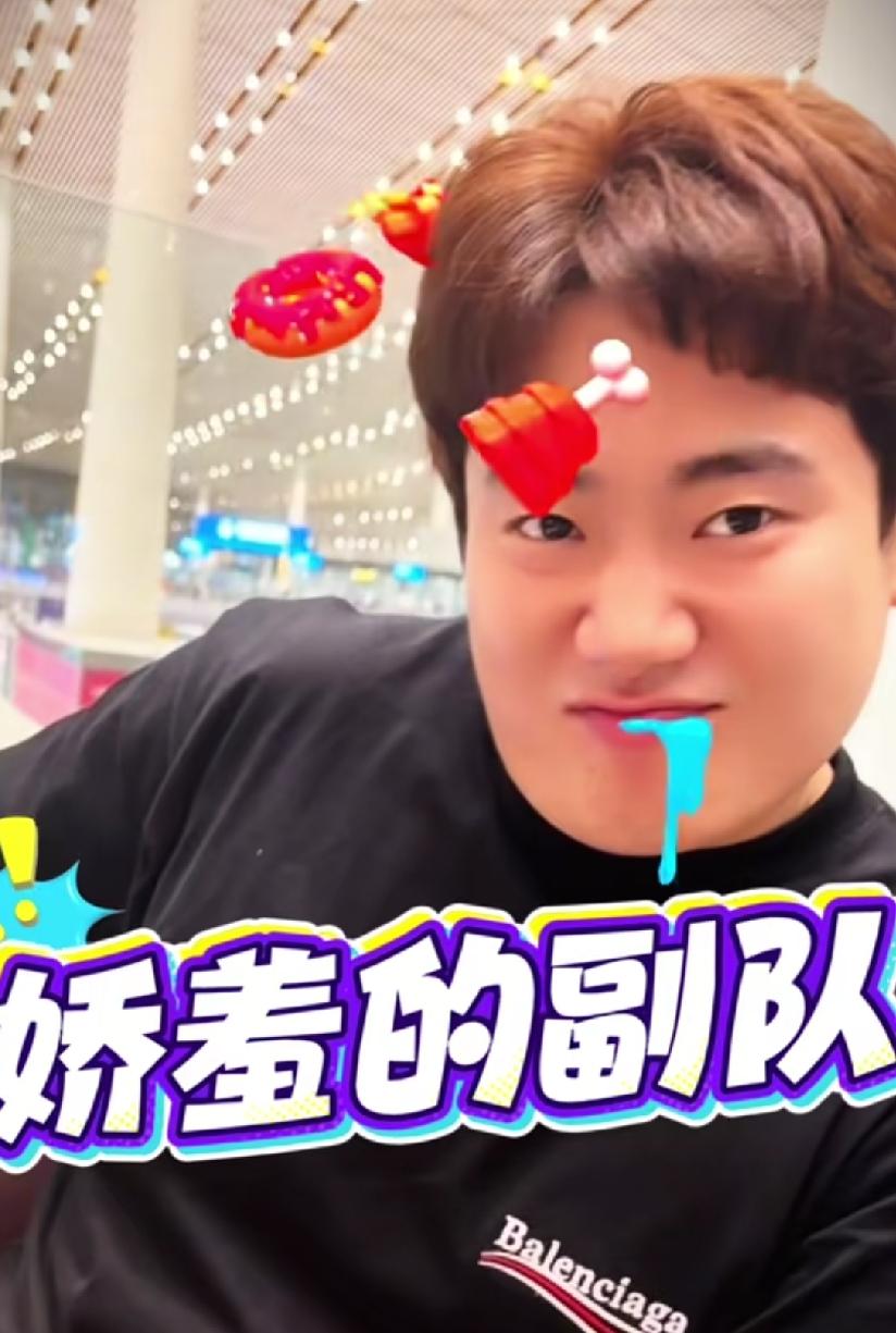 原来梁靖崑和王楚钦真得好到，可以穿一条裤子。因为一条裤子，全网都知道霸州双
