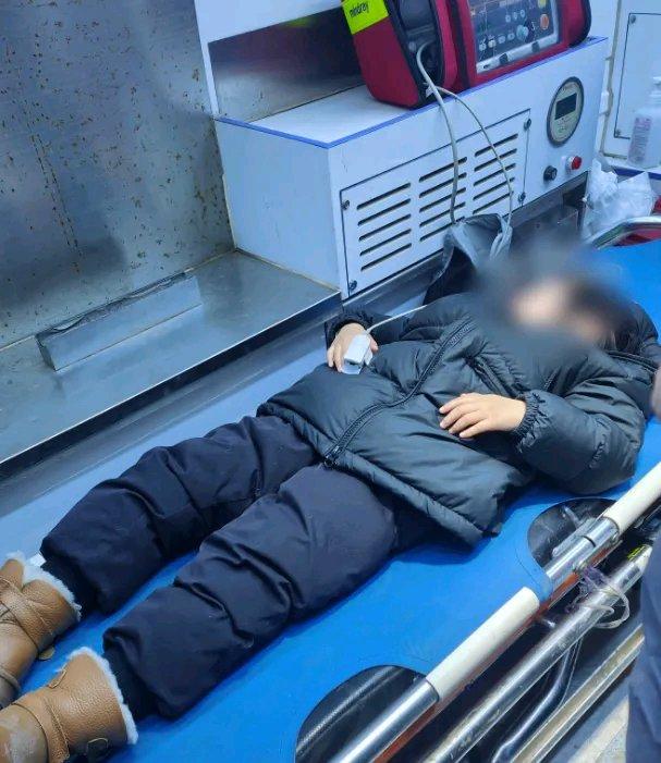 2025年12月24日，辽宁沈阳的宋女士带3岁女儿去洗浴店，孩子在浴区因地面有水