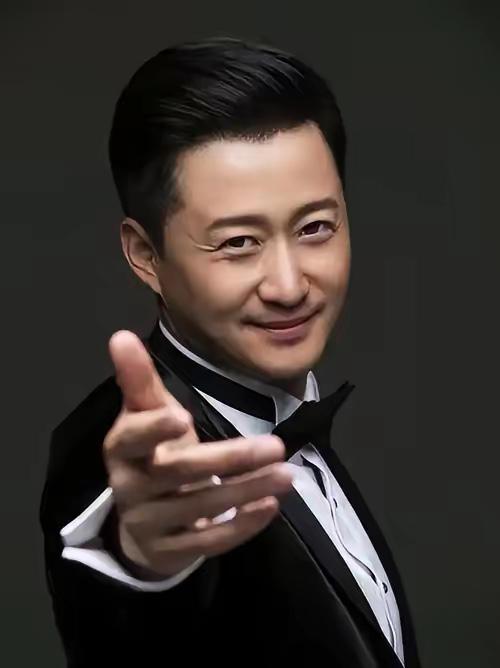 估计吴京比吃了蜂蜜还开心，原因很简单，不是拿了高片酬，也不是票房大卖就飘，而是他