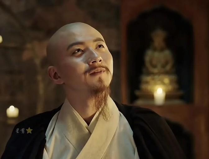 建文帝如果不自焚不逃走，就坐在龙椅上，朱棣敢不敢杀他？要搞清这个假设，得先看看