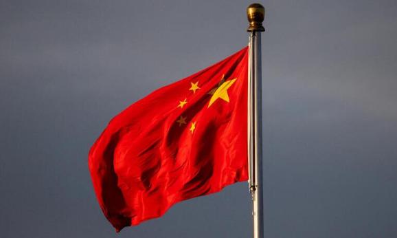 新加坡联合早报今日发文写道：“今天的中国，比当年谨慎了许多。个中原因，也许包括中