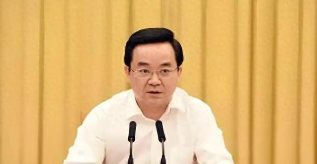 副部级官员任上被查, 老下属不久前主动投案