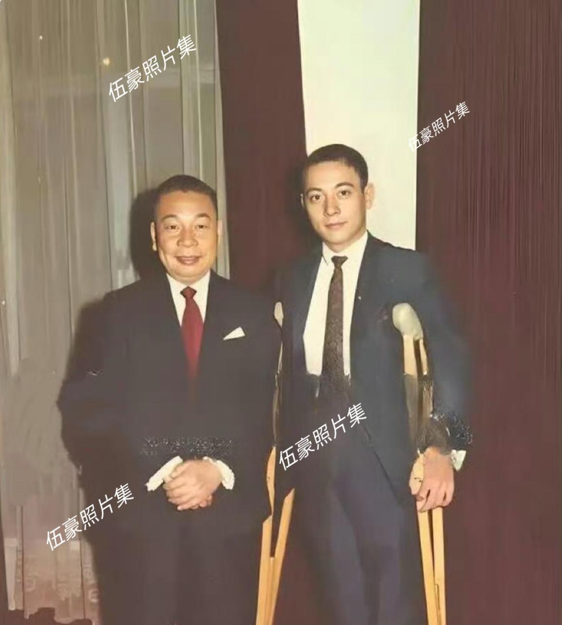 1970年，蒋经国与长子蒋孝文的合影，保留着家庭最后的体面。蒋孝文是蒋经国与蒋