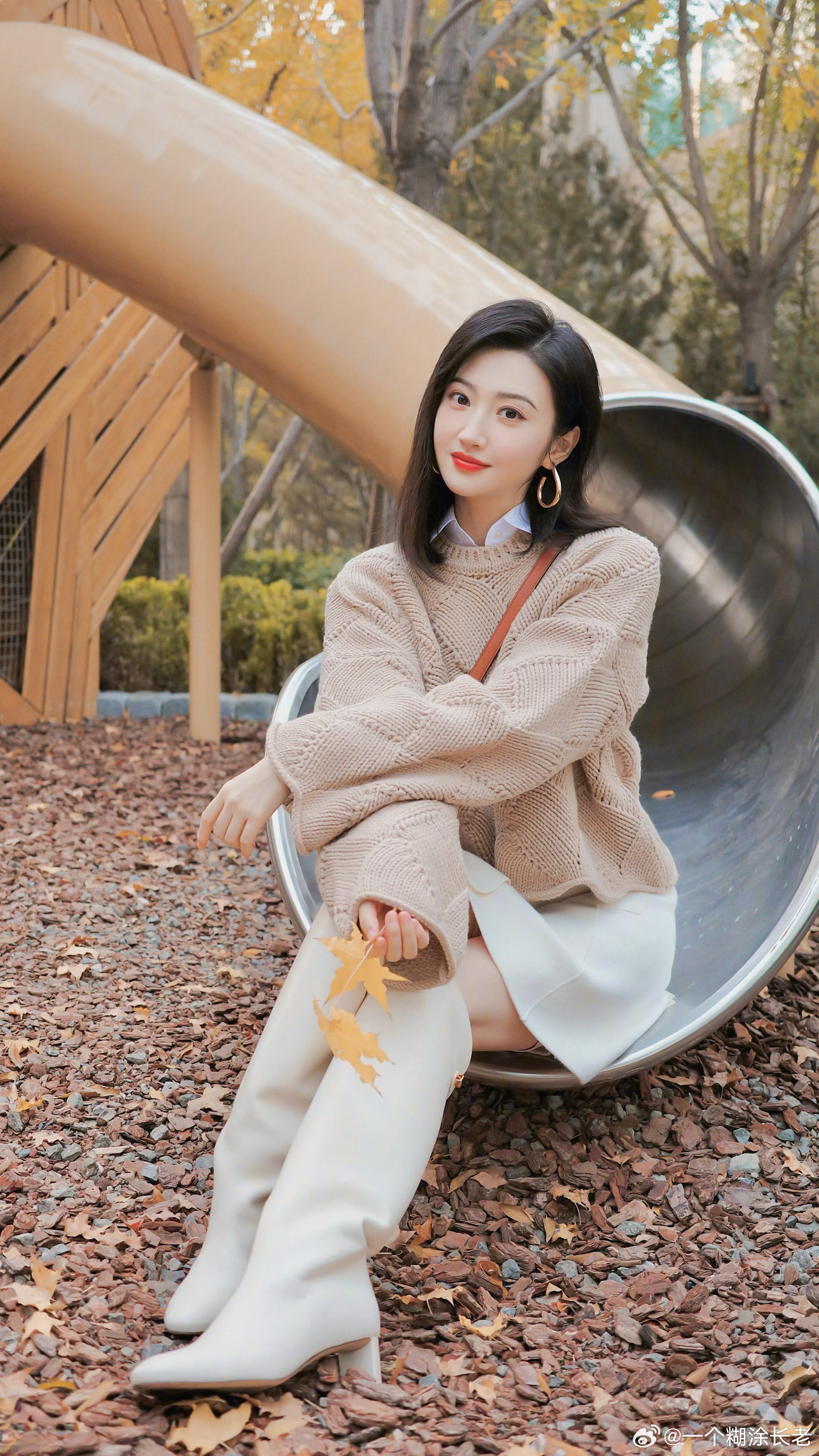 #景甜##景甜##今日穿搭(ootd)#🍂寒露至｜抄作业深秋穿搭攻略寒露昼夜温差变大，穿搭既要风度