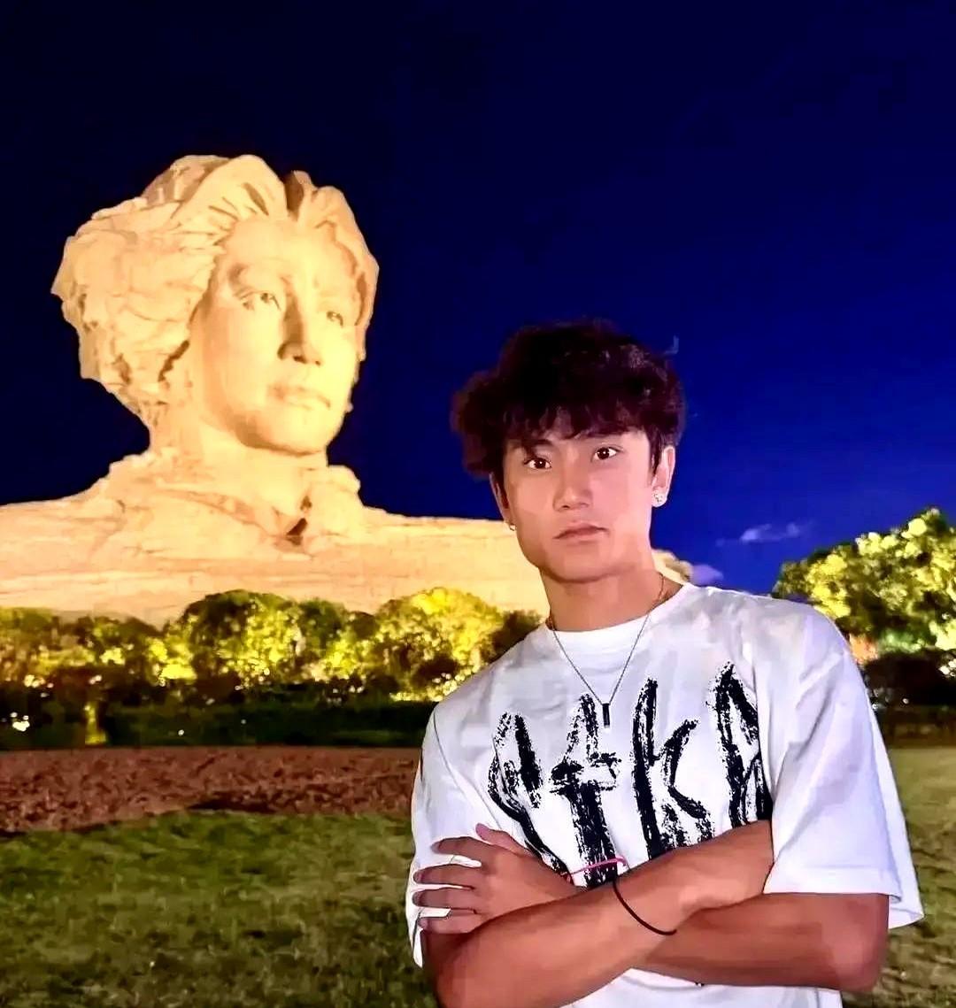 他曾为1万月薪纠结，现在是全城的英雄。还记得永州队那个高响不？当初拿季军全队