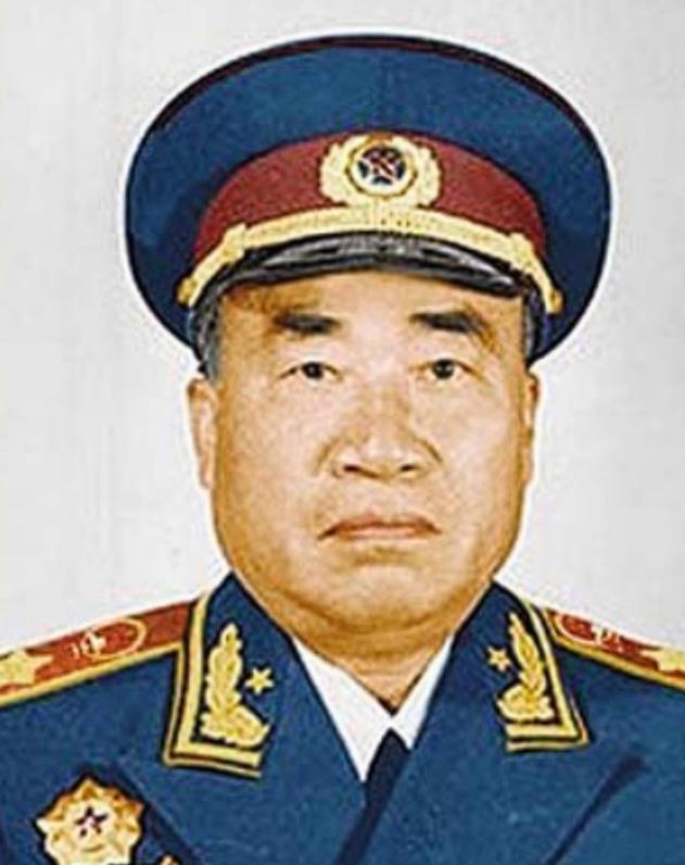 新中国成立后，四川土改进行得十分顺利，可当众人来到地主傅德辉家里时，却发生了意外