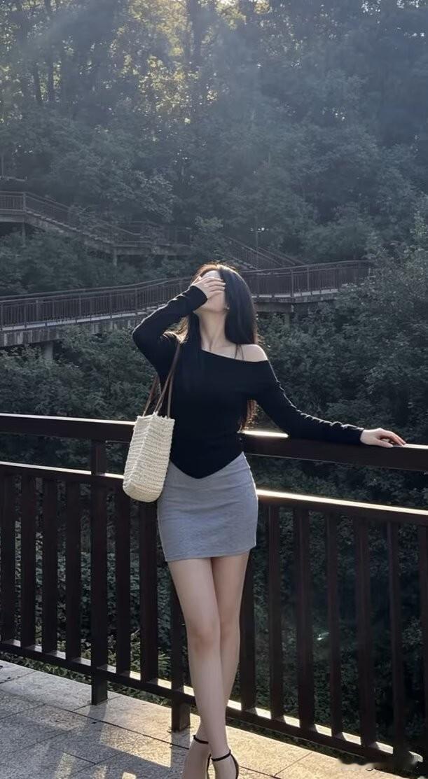 年纪大了吗感觉昨天出去玩一天就感觉很累的昨天老公说去他姐那里深圳那边我们