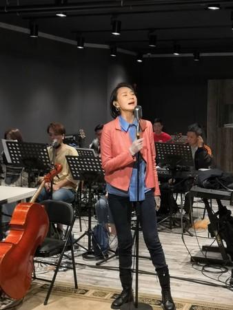 据台媒10月29日报道，中国台湾歌手坣娜因红斑狼疮旧疾复发，已于10月16日病逝