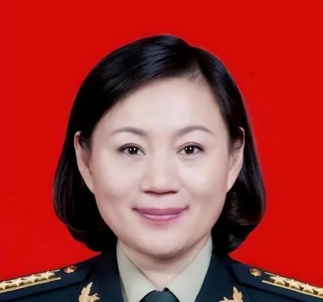 许世友的长子许光加入海军，本来已经当到北海舰队某舰舰长，有着大好的前程。许世友却