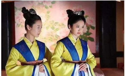 1542年夜，嘉靖帝正搂着端妃睡觉，突然，16名宫女悄无声息来到御床前。只见一宫