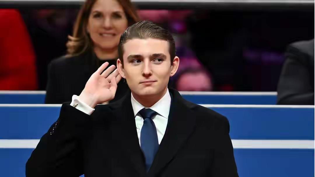 特朗普闯大祸！美国民众喊话：把你最疼的儿子，送上前线！中东战火愈演愈烈，特