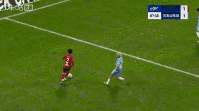 成都蓉城输给了裁判的执法能力问题!这场球从胡荷韬进球被吹就感觉不对,如果要判犯规