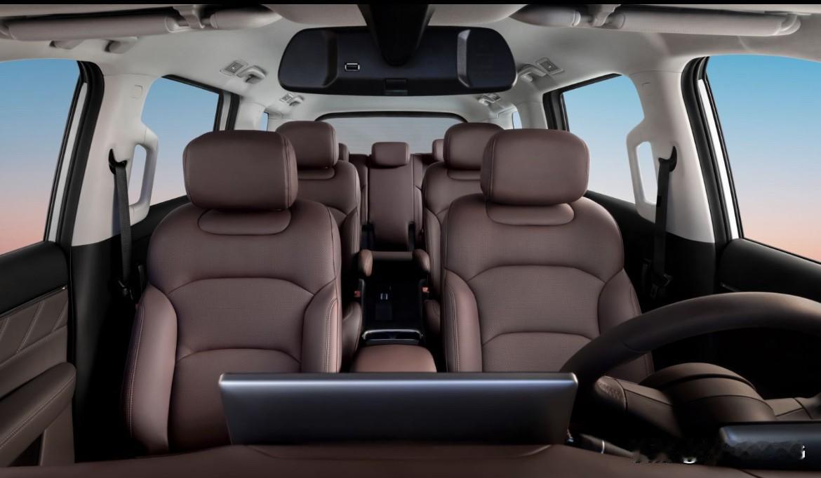 作为五菱宏光的老车主，我得说星光730这次真的又刷新了我的认知。7.68万元的预