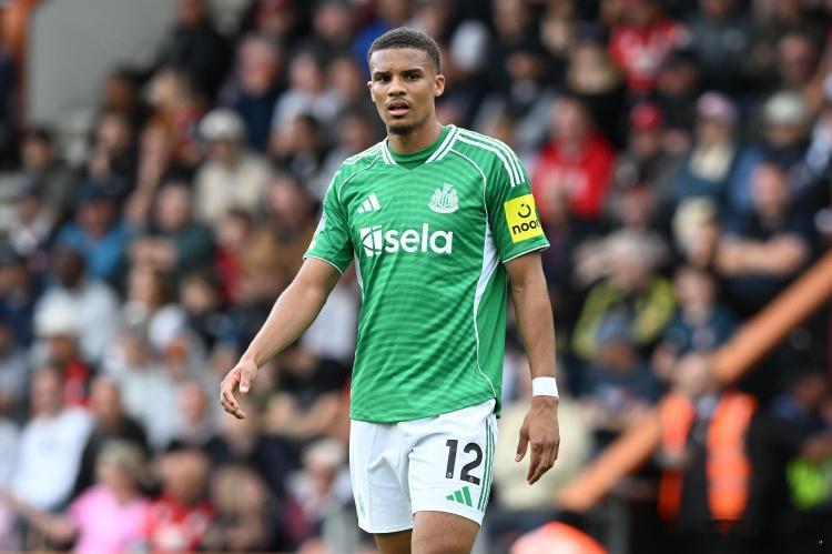 法尔克：拜仁无意今夏签下佳夫，但我听说曼联对这名中卫感兴趣2月27日讯有传言称