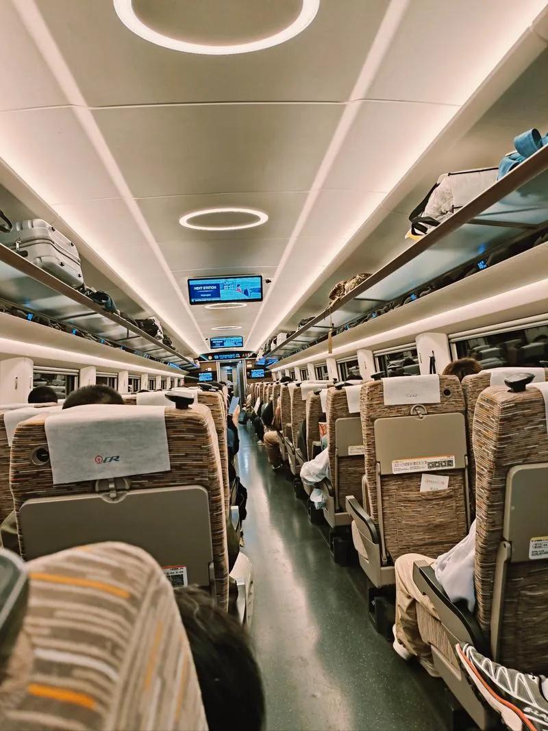 最近网传高铁车厢二氧化碳超标，官方已经明确回应这是误读，实际浓度根本没超，争议主