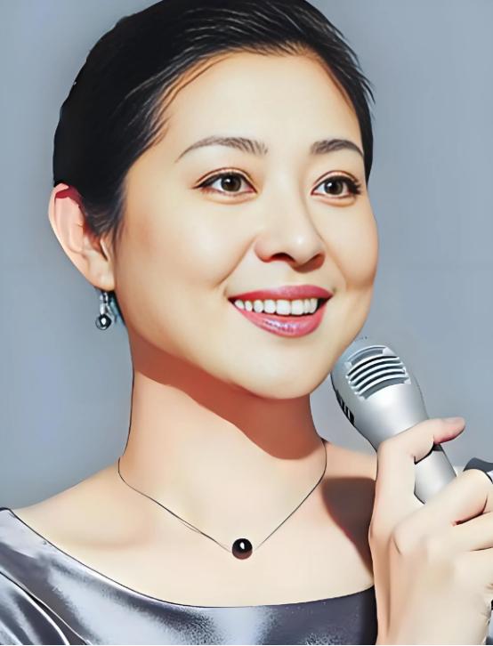 90年代，倪萍家包括保姆一共5个人，但她每天做4只海参，保姆没份，倪萍姥姥说：“