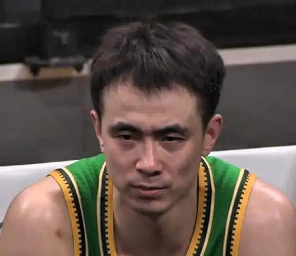 如果赵继伟离开辽宁男篮，这支球队基本上就降级了。不是赵继伟能力有多厉害，而是赵继
