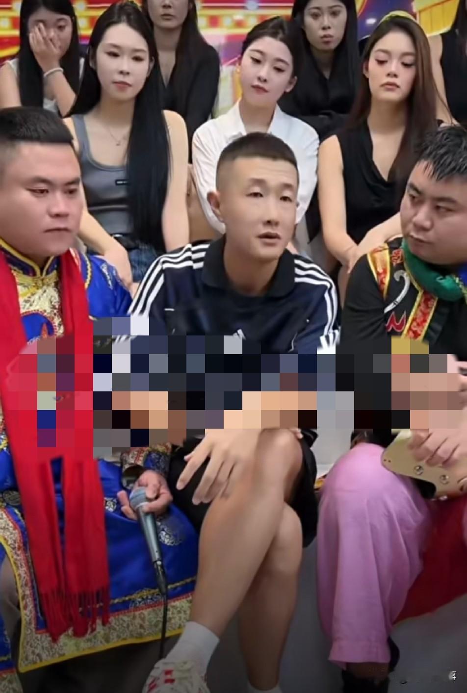 “网红圈”集体站队，张二嫂同情落泪！张二嫂直播透露下午