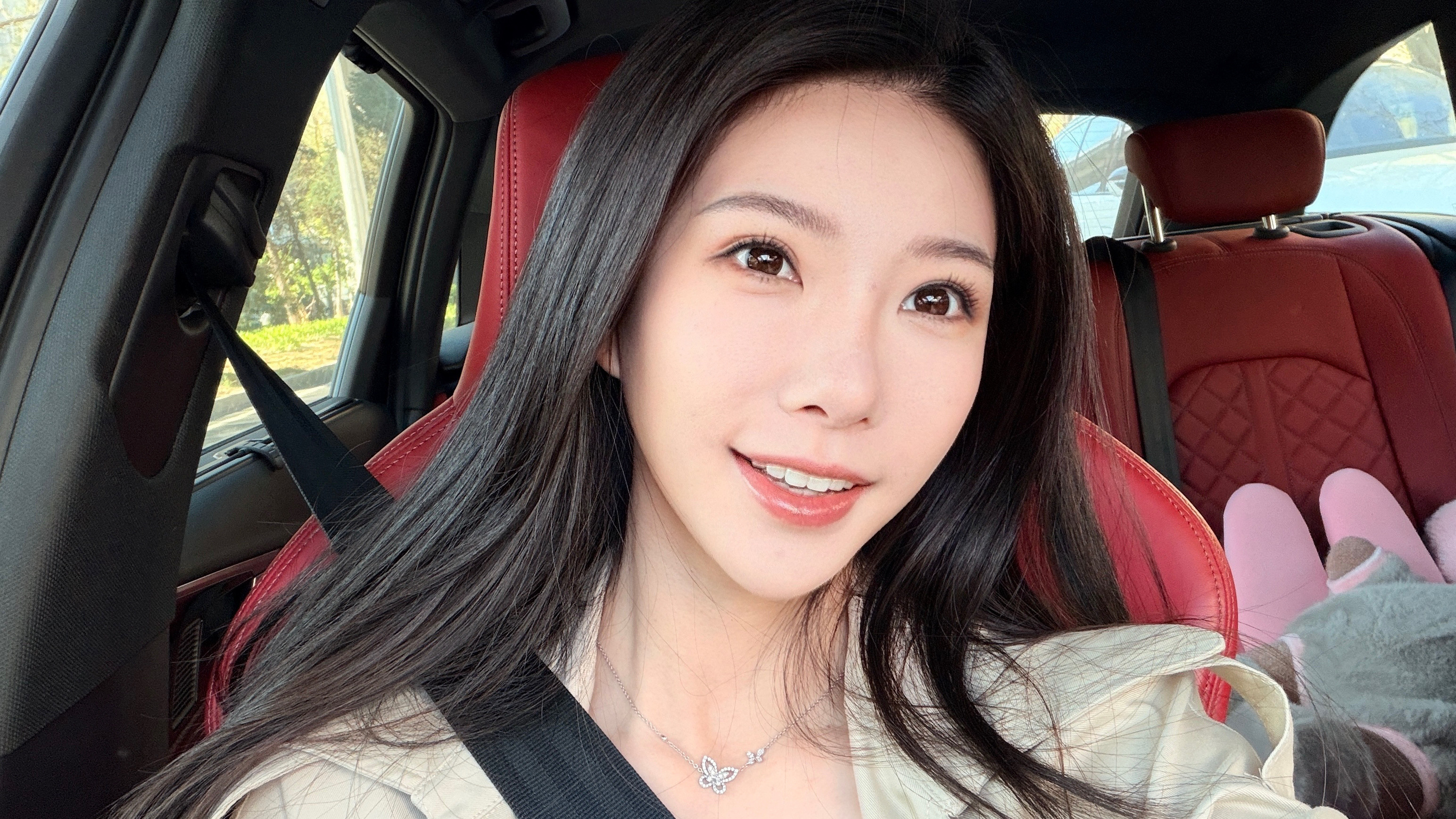 早上好~早上鼓捣半小时咖啡机制作失败，今天的任务就是做成一杯咖啡先出门看一台新车