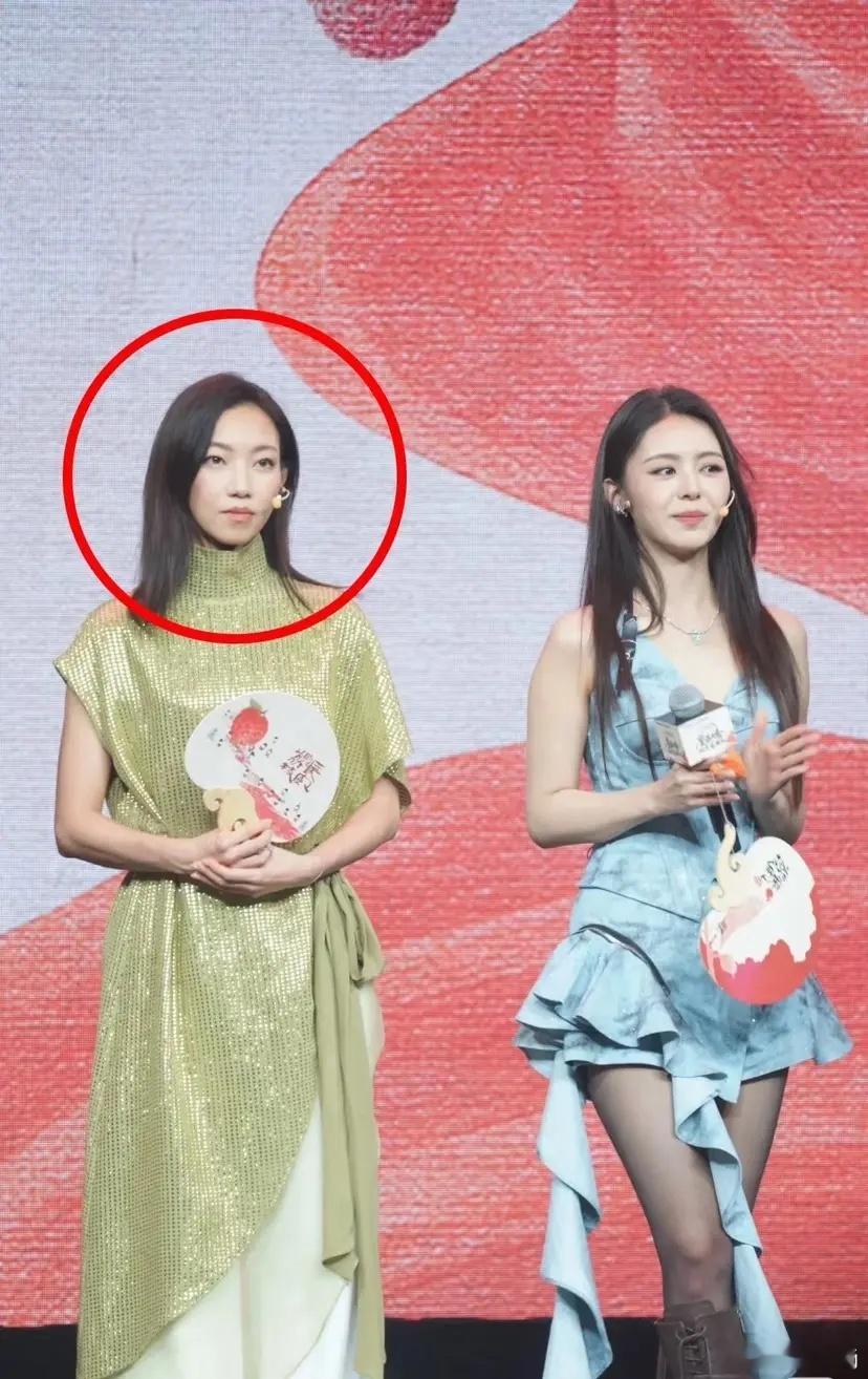 那尔那茜真的挺让人惋惜的，如果没出那档子事，《长安的荔枝》里最出彩的恐怕就是她了