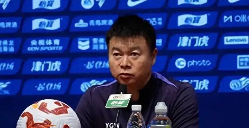 不得不佩服于根伟指导敏锐的捕捉战机能力和运气，成都蓉城上午刚爆出徐正源与俱乐部的