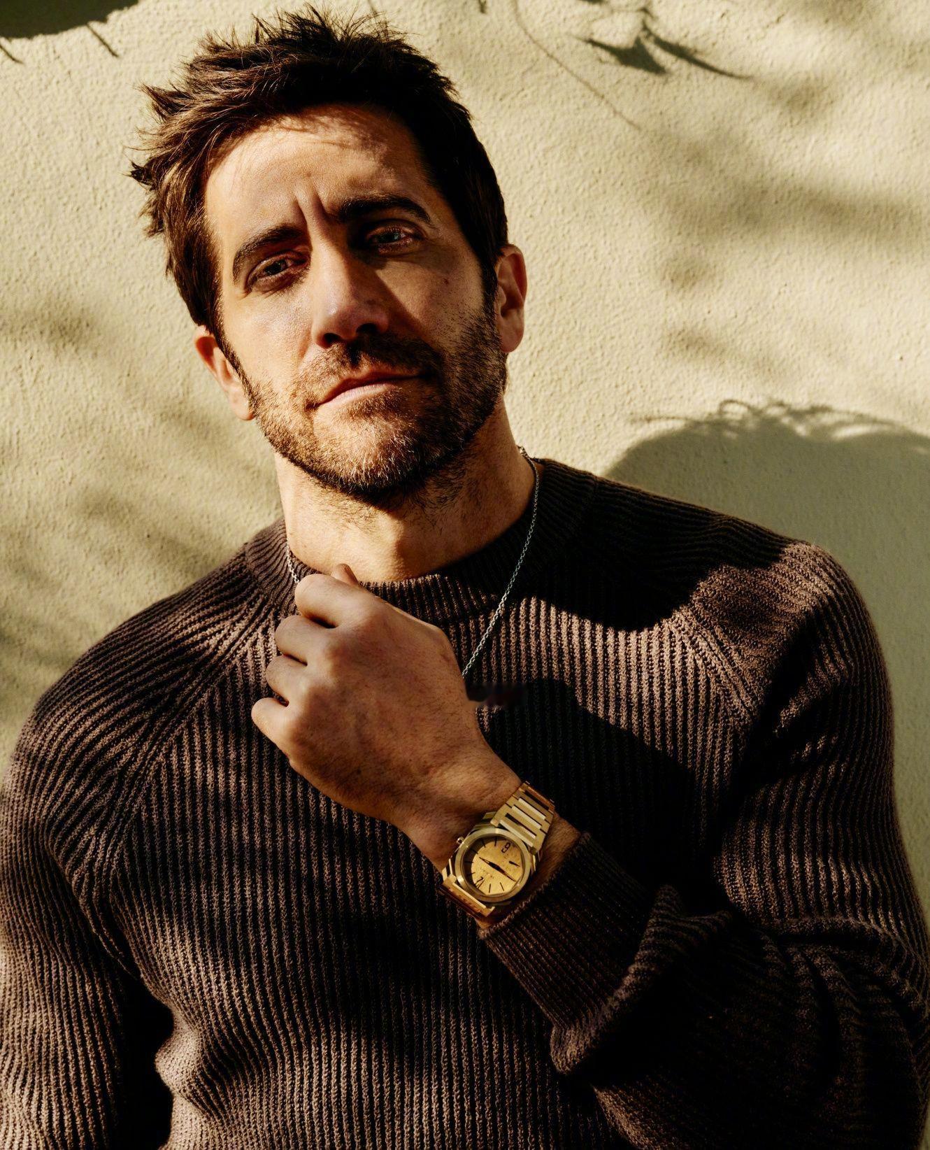 杰克·吉伦哈尔成为宝格丽bvlgari的首位全球男性品牌大使。⁠“讽刺的是，我