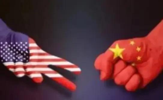 法国网友说:世界上有“两个骗子国家”。一个是美国,一个是中国,美国称自己是世界