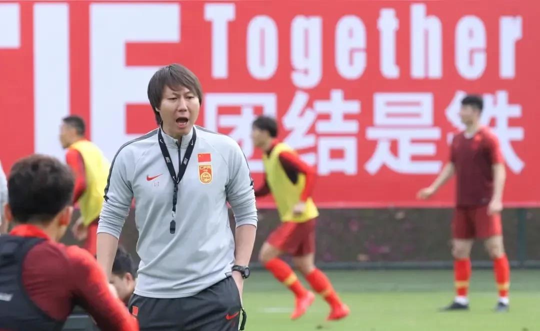 日本6：0印尼印尼1：0中国日本7：0中国数字是最直观的表现形式。世界杯亚
