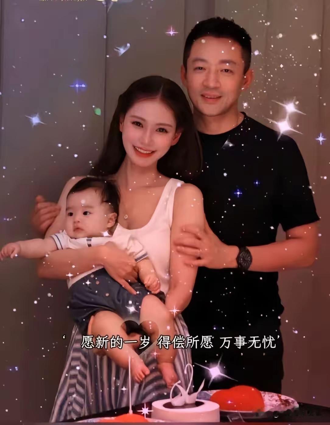 小菲真的很厉害，只要孩子放假，他都会到带孩子们去旅游，让孩子们多走多看，也是有钱