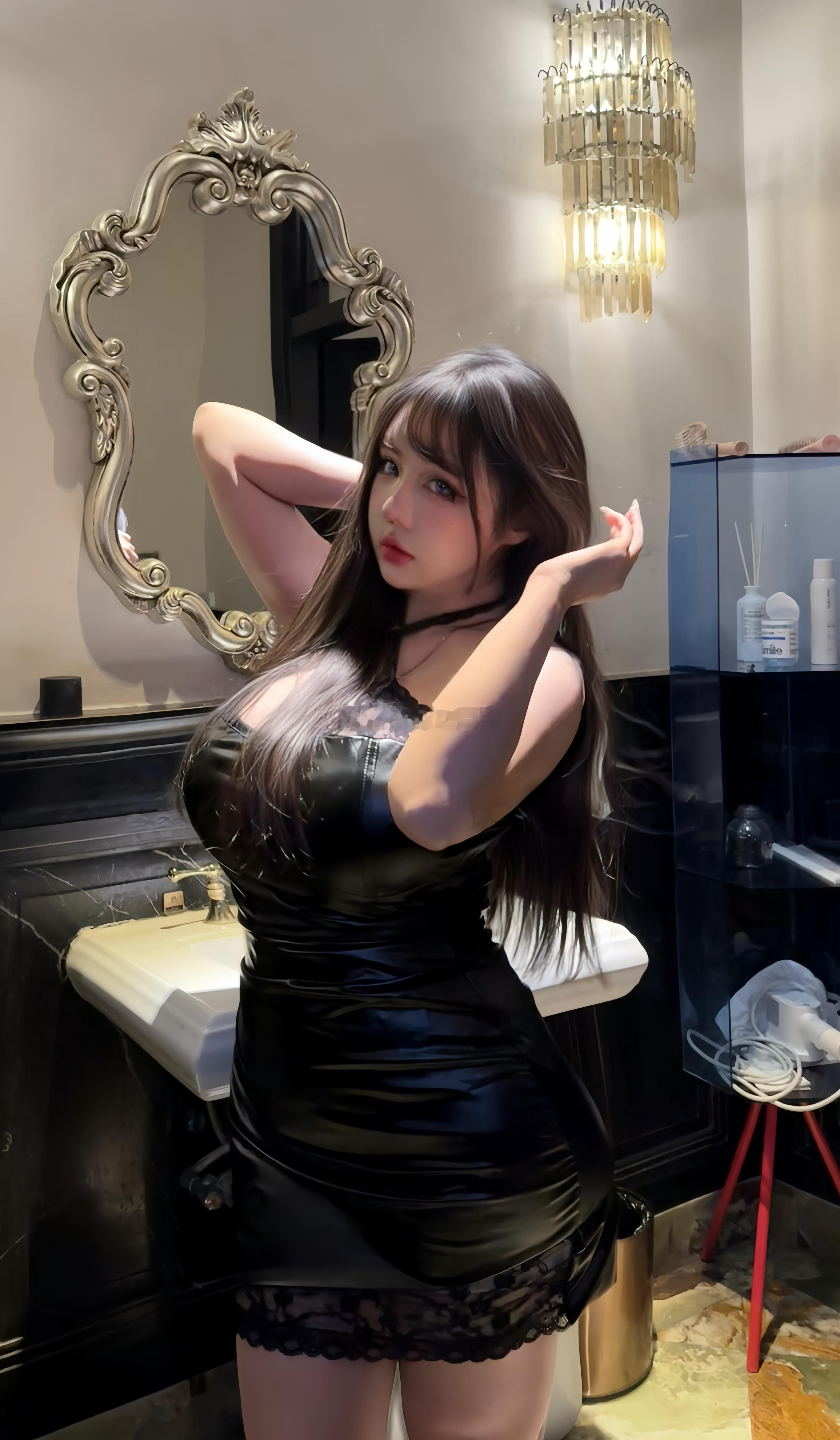 让姐姐想想怎么惩罚不听话的你