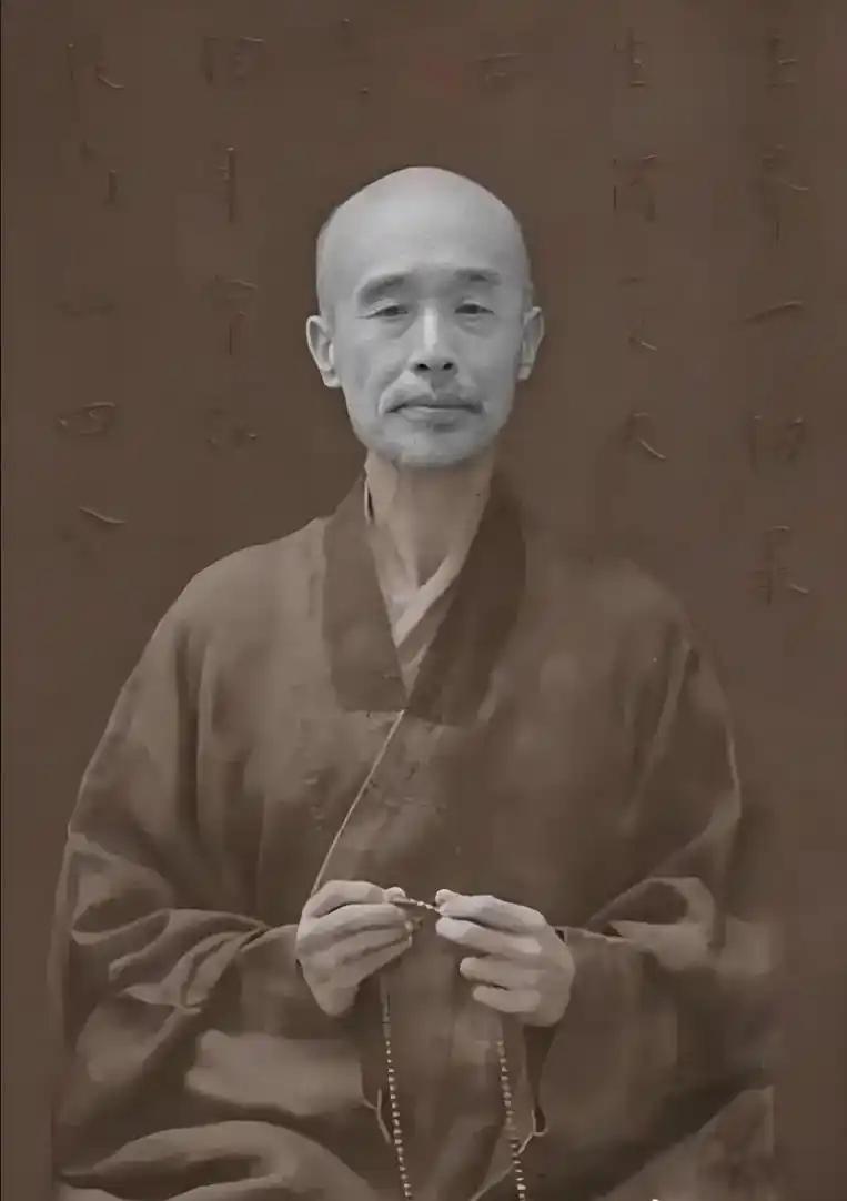 一位高僧说：“有钱就是有灾，有权就是有祸，有势就是有苦，你只有两只手