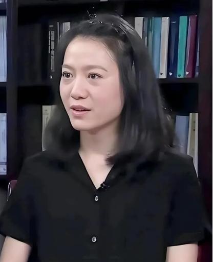 大家都以为翁帆只是得到了清华公寓的使用权，殊不知杨振宁留给她的，并不是房子，而是