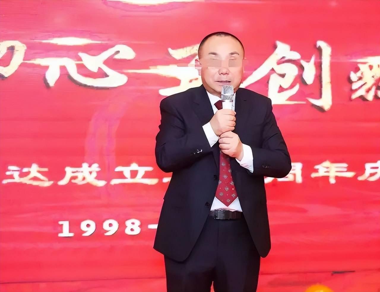 谁逼死了不欠员工工资的严总，公道自在人心啊！西安严鹏事件始末。这位一辈子不欠员工