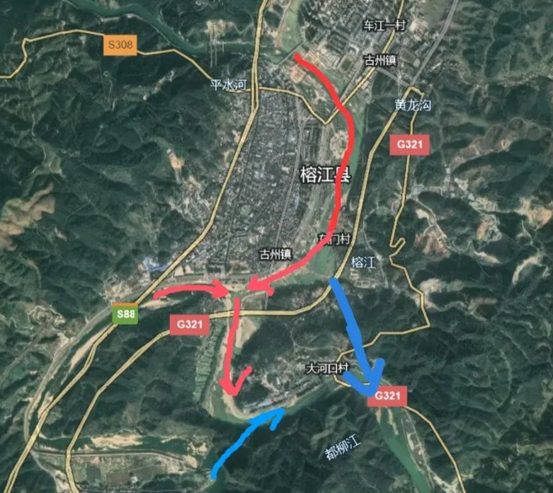 两招可以治理榕江水患，永葆村超发源地平安！1.榕江县城水患的地理因素如图红色