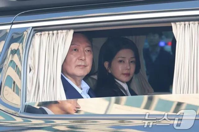韩国朝野博弈，法官坠亡韩国前总统夫人金建希案一审1年8个月二审4年法官申宗