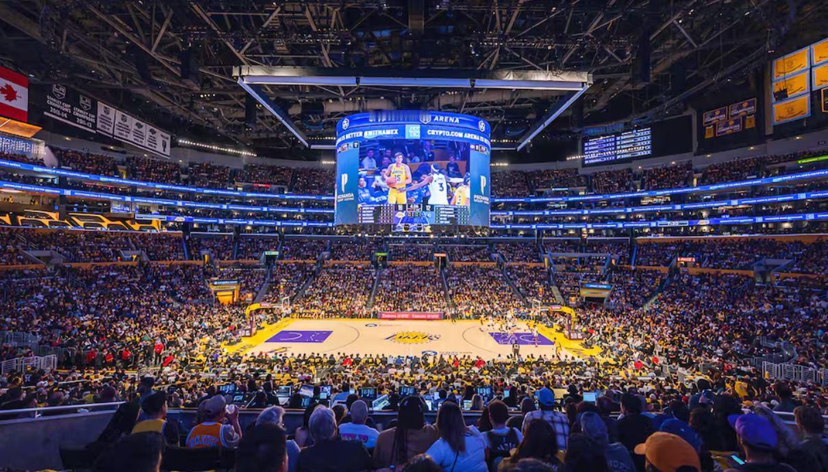 以下是美国体育史上金额最高的球队出售交易💰湖人队(NBA)—125亿