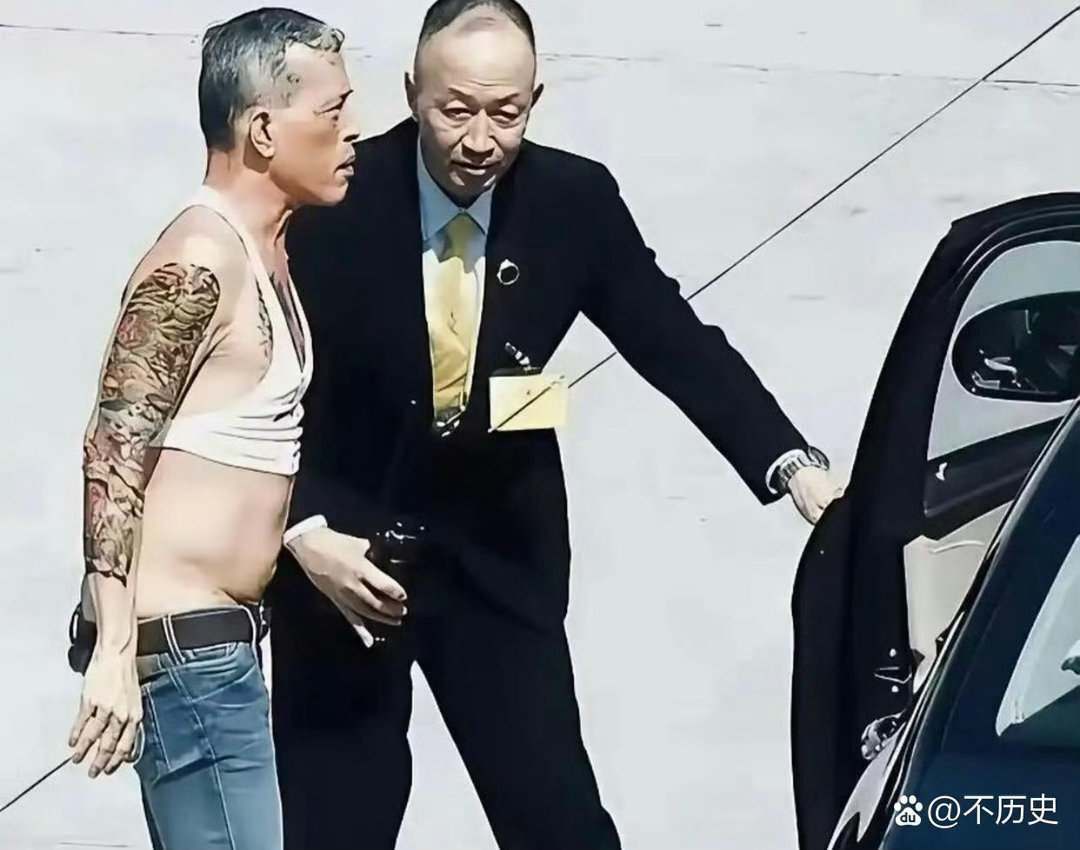 泰王的纹身竟然那么夸张，这状态也算是青春盎然了！
