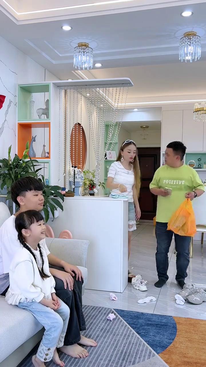 赶紧收拾好，小样还治不了你们。