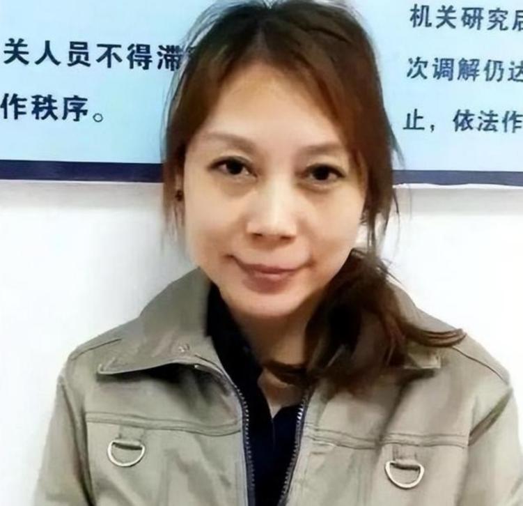 劳荣枝在酒吧工作的经历，可以说是她人生中的一段黑历史。她在酒吧工作期间，曾多次与